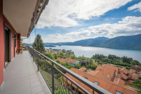 La Vista Appartamento con balcone vista lago Novara